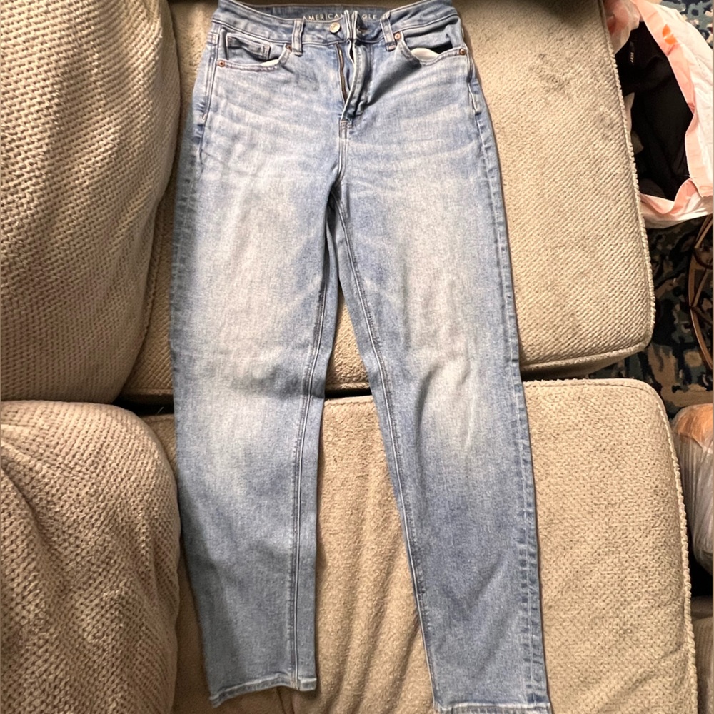 American Eagle mom jeans size 0